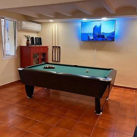 Ramblas Duplex 4br Terrace Pool Table & Ping Pong * 바르셀로나