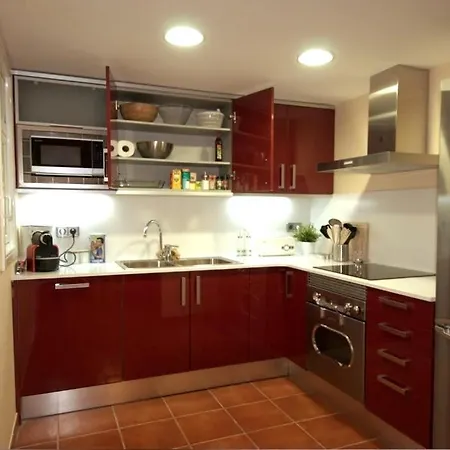 Ramblas Duplex 4br Terrace Pool Table & Ping Pong Apartment Barcelona