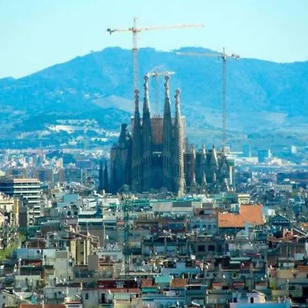 Ramblas Duplex 4br Terrace Pool Table & Ping Pong Barcelona