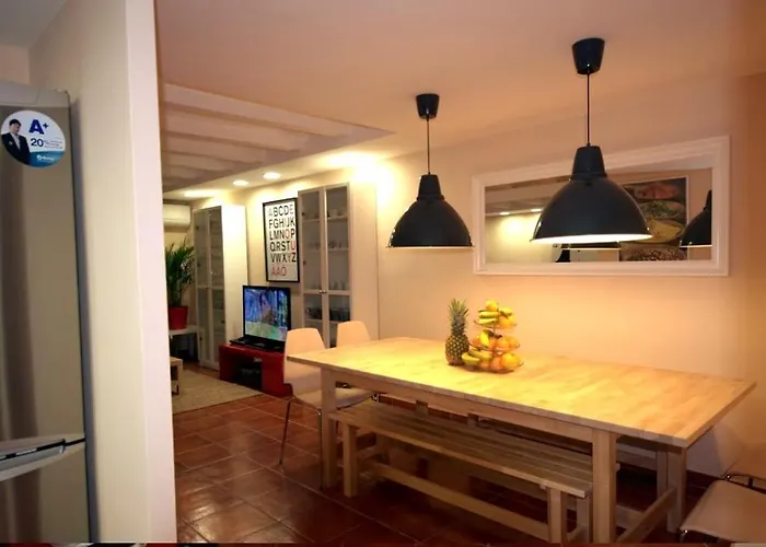 Ramblas Duplex 4br Terrace Pool Table & Ping Pong 아파트