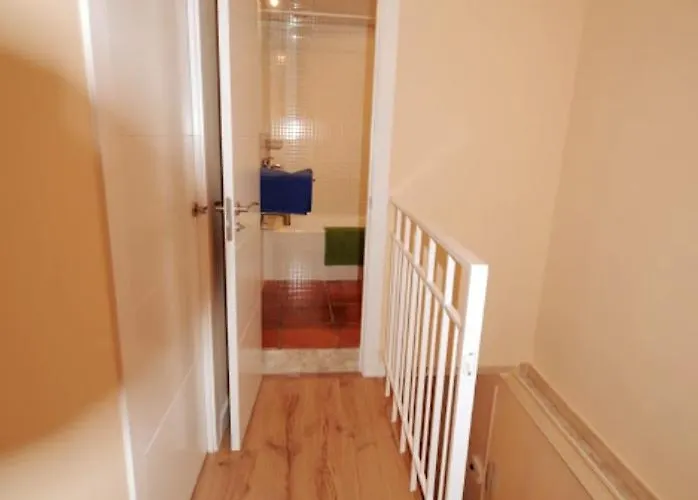 Ramblas Duplex 4br Terrace Pool Table & Ping Pong * 바르셀로나