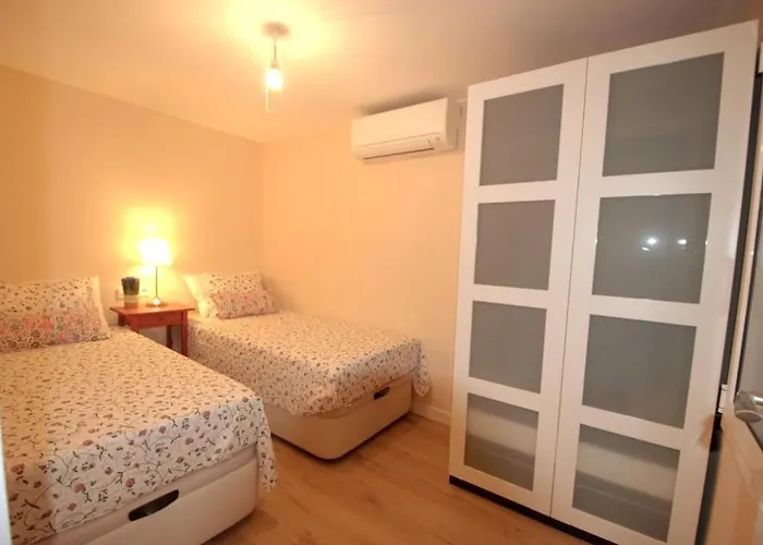 Ramblas Duplex 4br Terrace Pool Table & Ping Pong 아파트 *