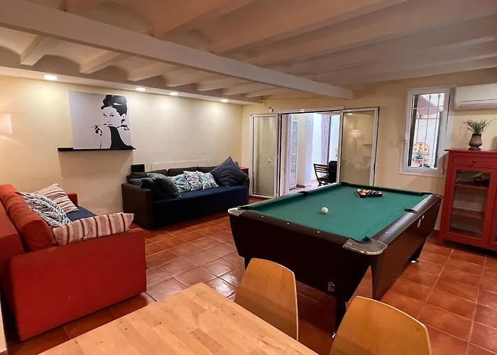 Ramblas Duplex 4br Terrace Pool Table & Ping Pong 바르셀로나